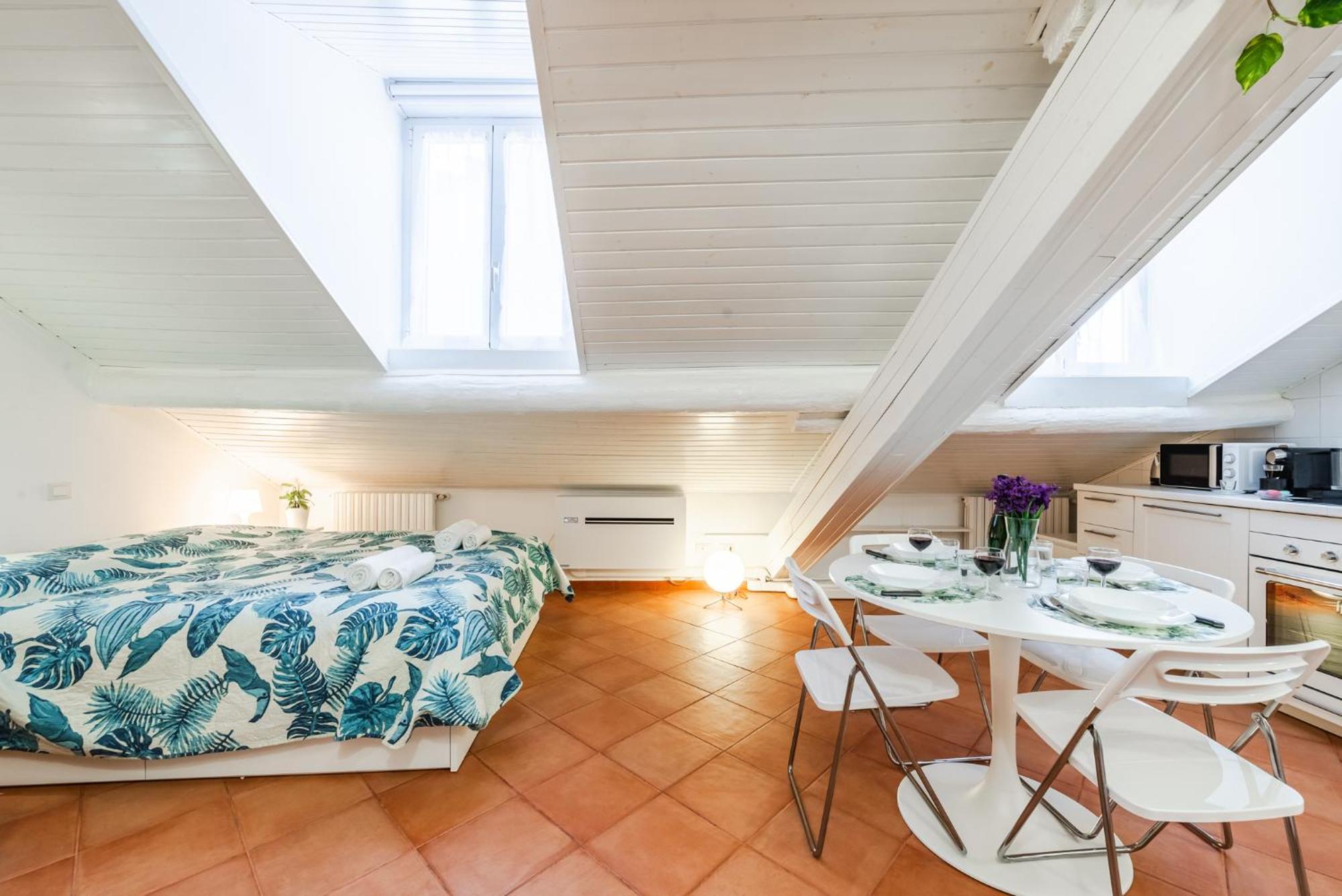 Ferienwohnung The White Jungle - San Babila Attic Mailand Exterior foto